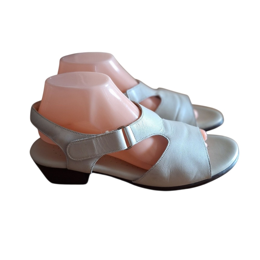 SAS Womens Suntimer Heel Strap Sandal Leather Bone Size 9.5M Tripad Comfort